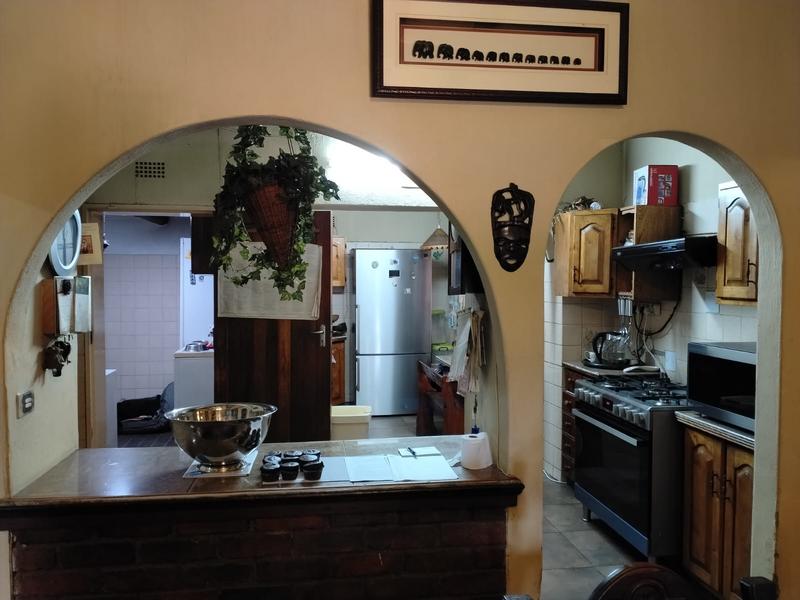 6 Bedroom Property for Sale in Buccleuch Gauteng