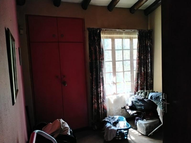 6 Bedroom Property for Sale in Buccleuch Gauteng