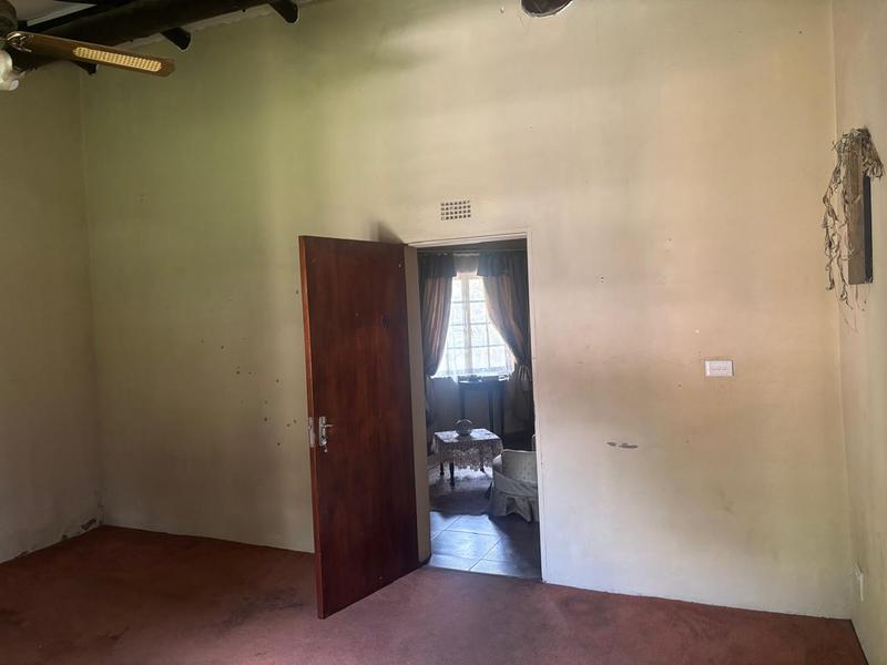 6 Bedroom Property for Sale in Buccleuch Gauteng