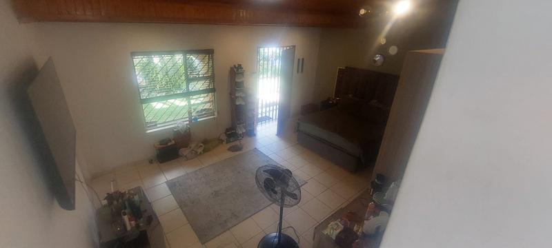 6 Bedroom Property for Sale in Erasmia Gauteng