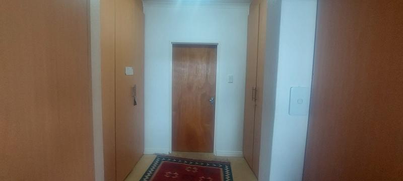 6 Bedroom Property for Sale in Erasmia Gauteng