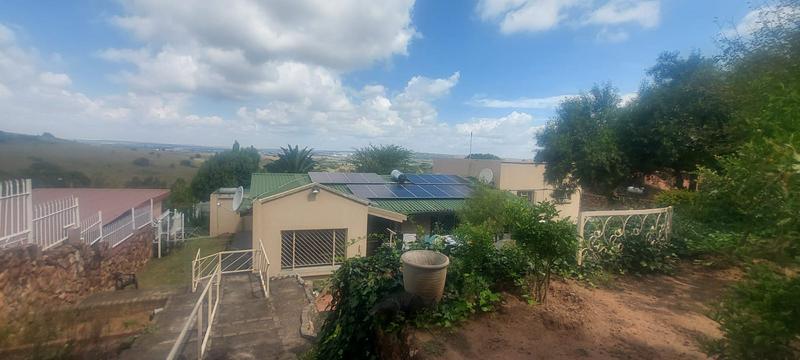 6 Bedroom Property for Sale in Erasmia Gauteng