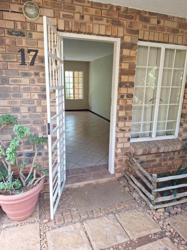 2 Bedroom Property for Sale in Olympus AH Gauteng