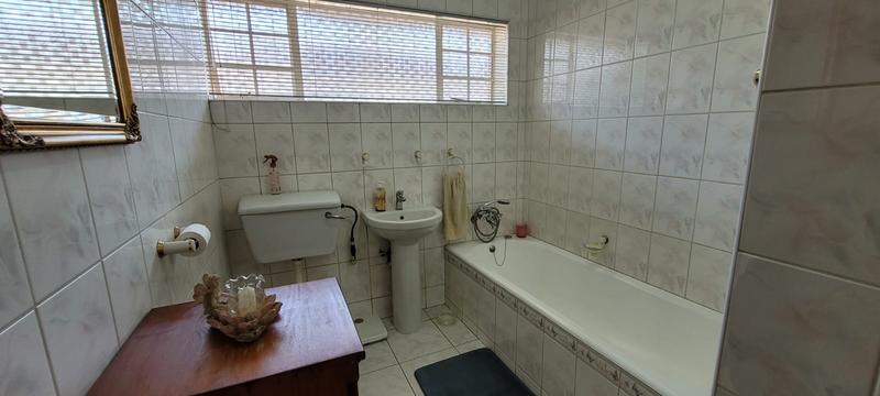 3 Bedroom Property for Sale in Randhart Gauteng