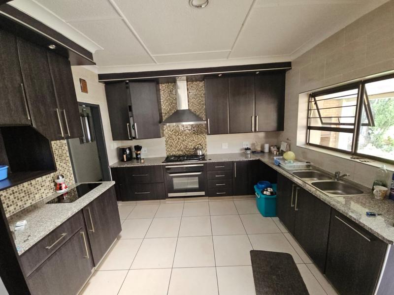 3 Bedroom Property for Sale in South Crest Gauteng