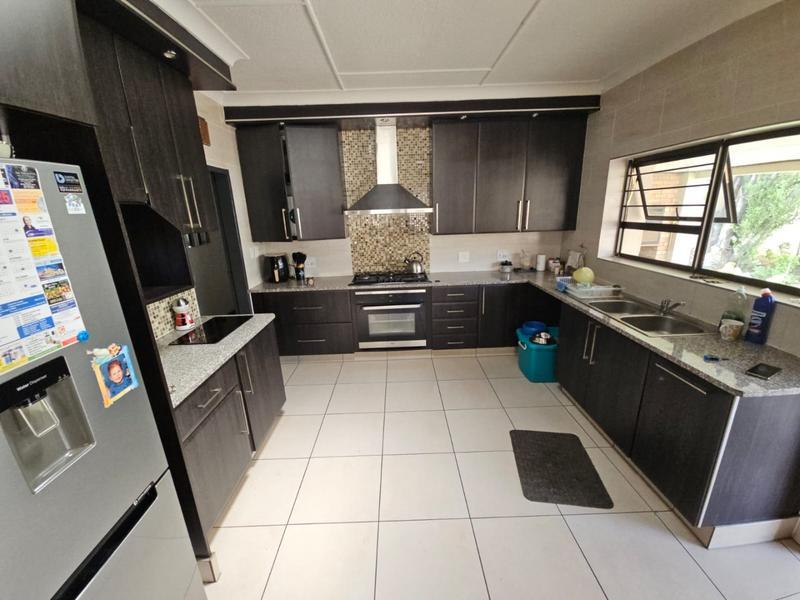 3 Bedroom Property for Sale in South Crest Gauteng