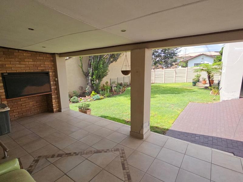 3 Bedroom Property for Sale in South Crest Gauteng