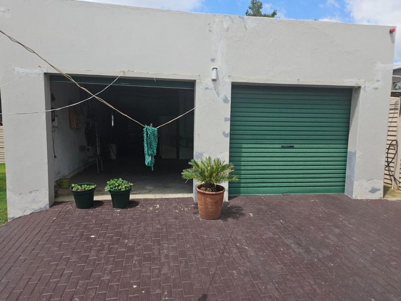 3 Bedroom Property for Sale in South Crest Gauteng