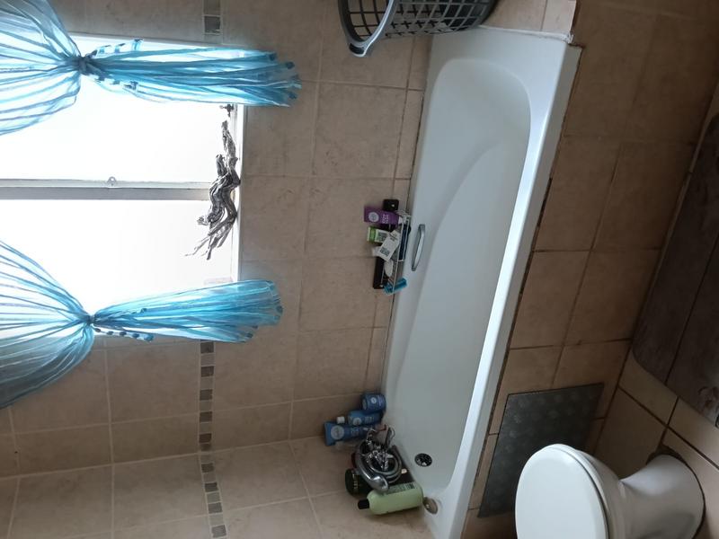 3 Bedroom Property for Sale in Verwoerdpark Gauteng