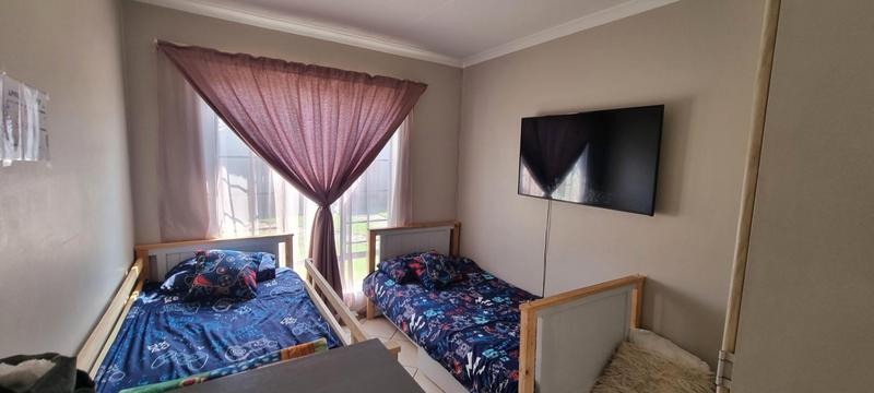 3 Bedroom Property for Sale in Monavoni Gauteng