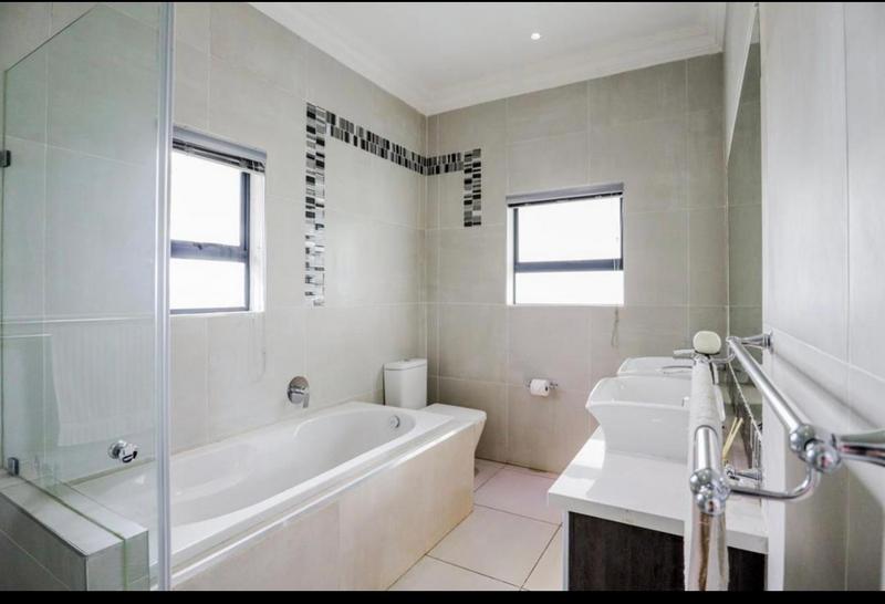 4 Bedroom Property for Sale in Zambezi Country Estate Gauteng