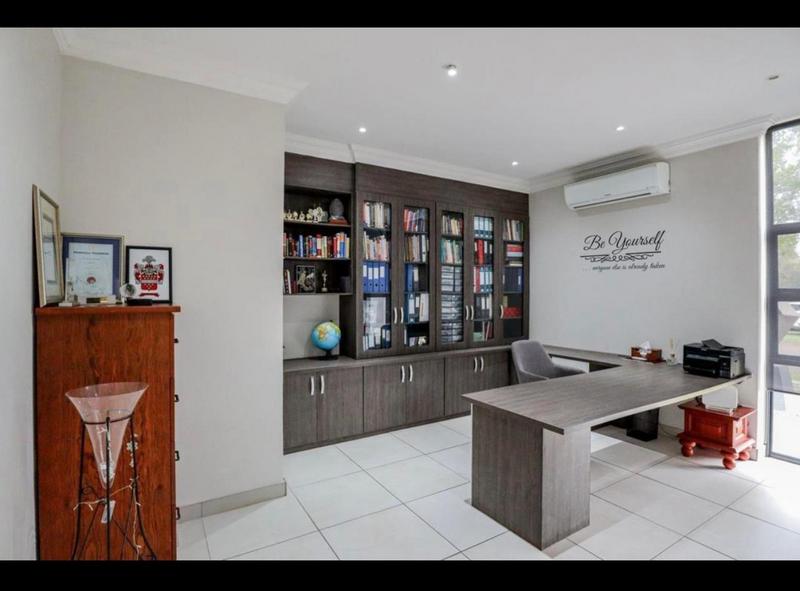 4 Bedroom Property for Sale in Zambezi Country Estate Gauteng