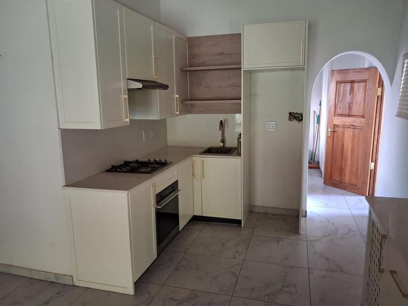 To Let 8 Bedroom Property for Rent in Ruimsig Gauteng