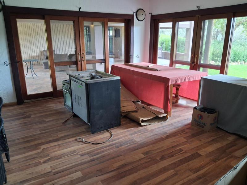 To Let 8 Bedroom Property for Rent in Ruimsig Gauteng