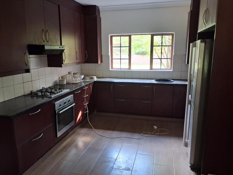 To Let 8 Bedroom Property for Rent in Ruimsig Gauteng