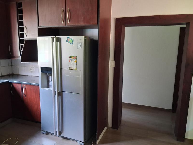 To Let 8 Bedroom Property for Rent in Ruimsig Gauteng