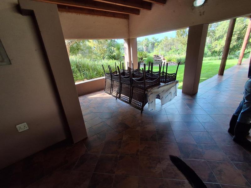 To Let 8 Bedroom Property for Rent in Ruimsig Gauteng