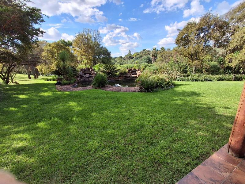 To Let 8 Bedroom Property for Rent in Ruimsig Gauteng