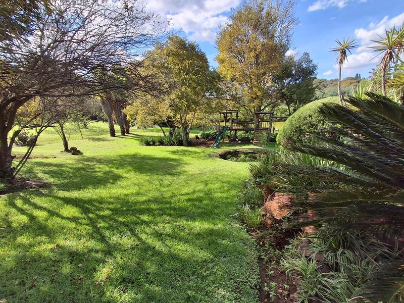 To Let 8 Bedroom Property for Rent in Ruimsig Gauteng