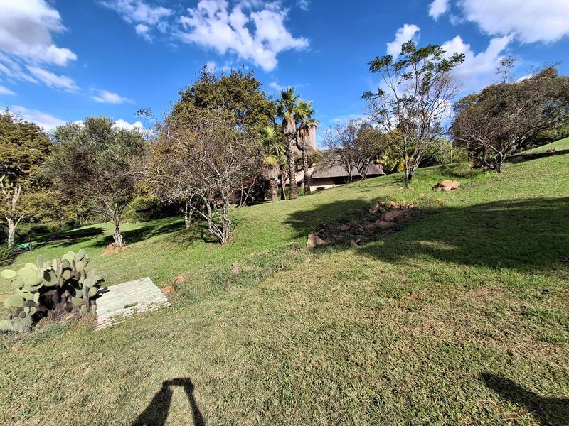 To Let 8 Bedroom Property for Rent in Ruimsig Gauteng