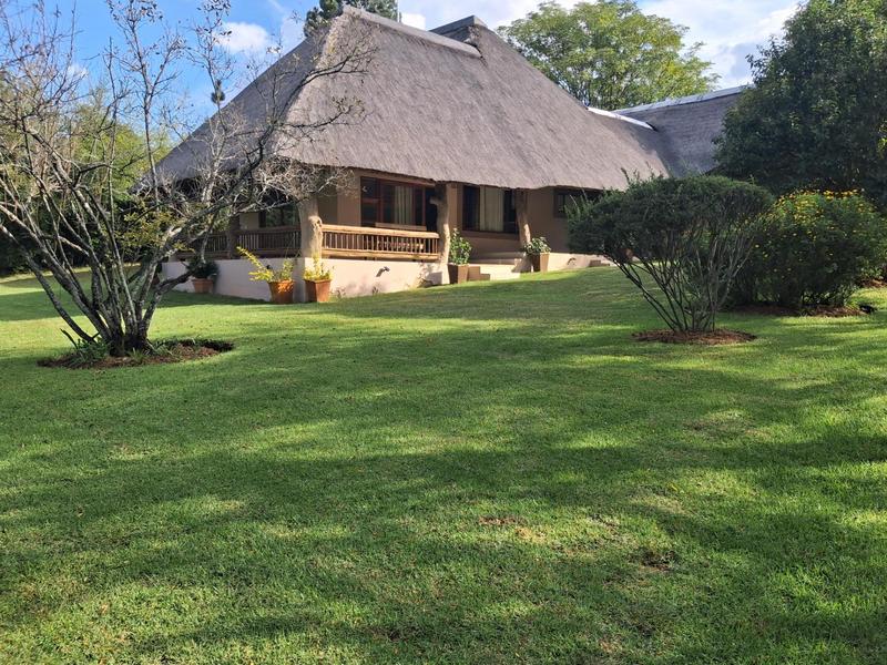 To Let 8 Bedroom Property for Rent in Ruimsig Gauteng