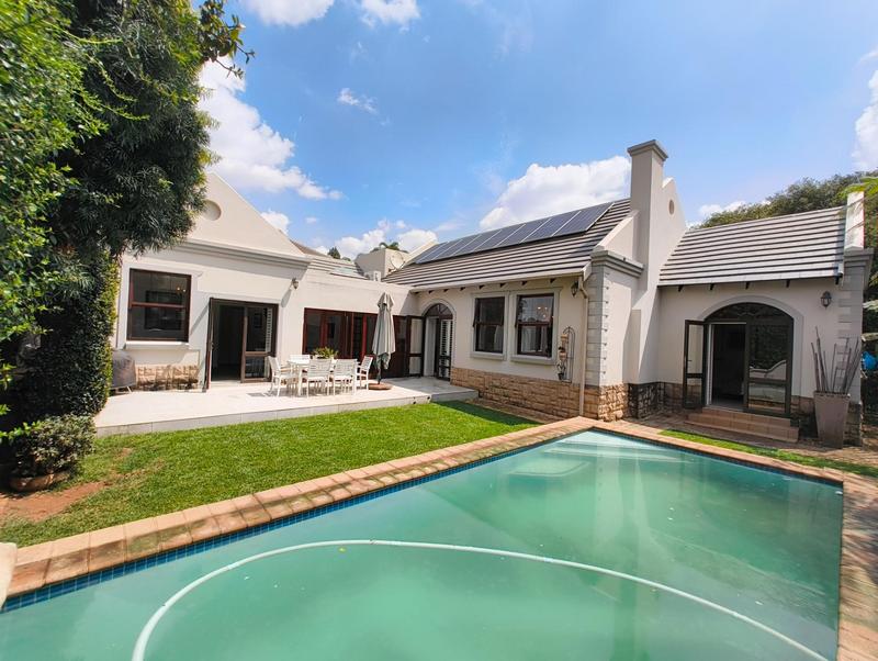 4 Bedroom Property for Sale in Wapadrand Gauteng