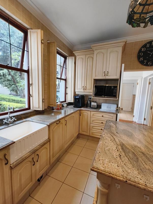 4 Bedroom Property for Sale in Wapadrand Gauteng