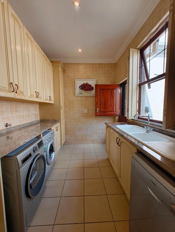 4 Bedroom Property for Sale in Wapadrand Gauteng