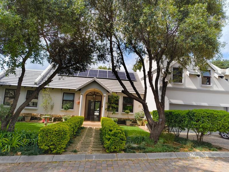 4 Bedroom Property for Sale in Wapadrand Gauteng