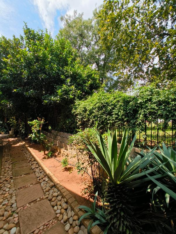 4 Bedroom Property for Sale in Wapadrand Gauteng