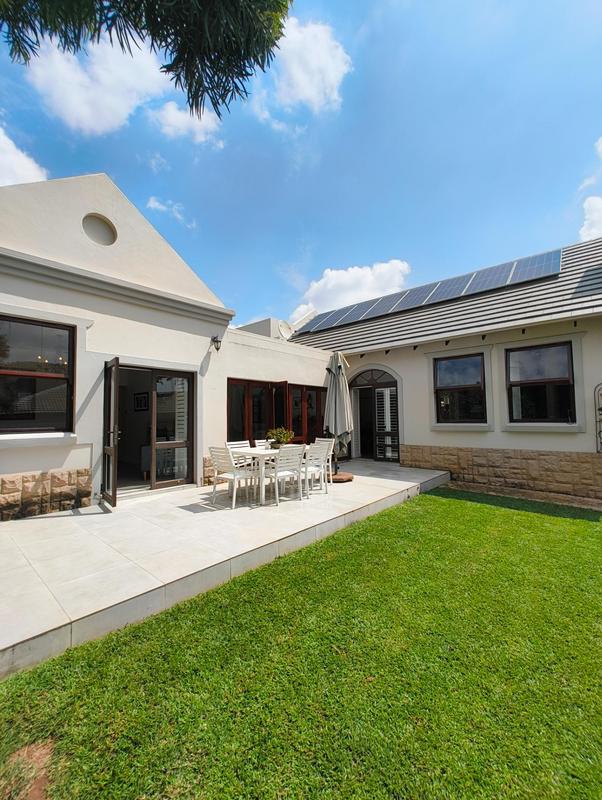 4 Bedroom Property for Sale in Wapadrand Gauteng