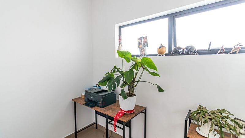 3 Bedroom Property for Sale in Midstream Meadows Gauteng