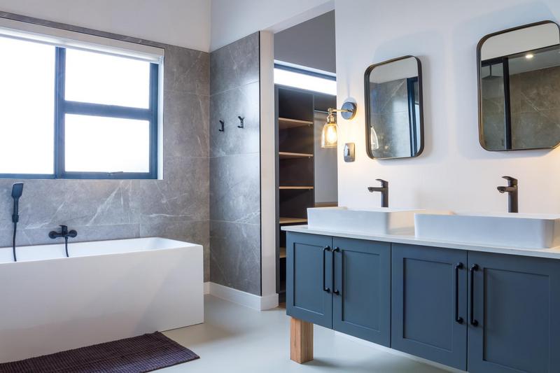 4 Bedroom Property for Sale in Glen Erasmia Gauteng