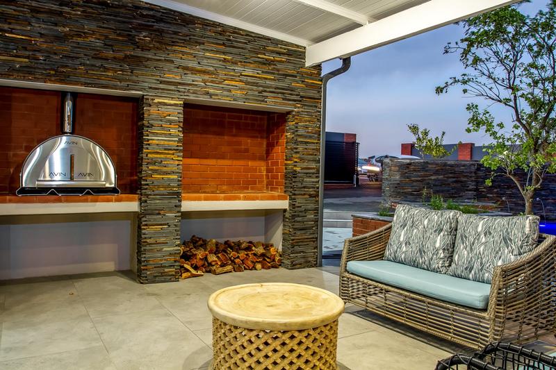 4 Bedroom Property for Sale in Glen Erasmia Gauteng