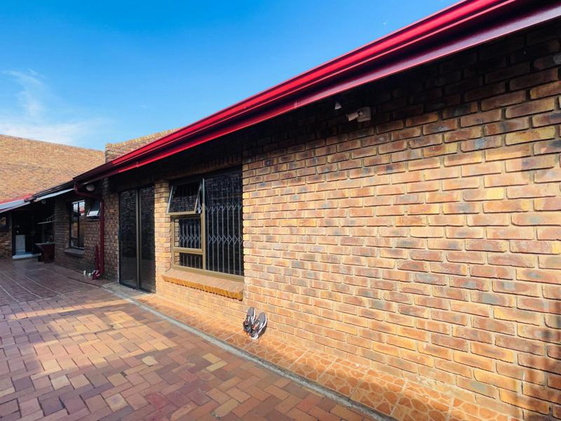 7 Bedroom Property for Sale in New State Area Gauteng