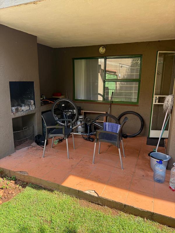 3 Bedroom Property for Sale in Eldoraigne Gauteng