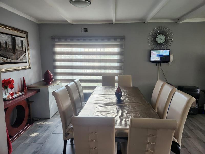 4 Bedroom Property for Sale in Evans Park Gauteng