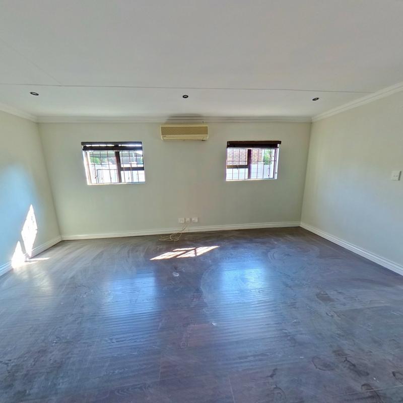 4 Bedroom Property for Sale in Garsfontein Gauteng