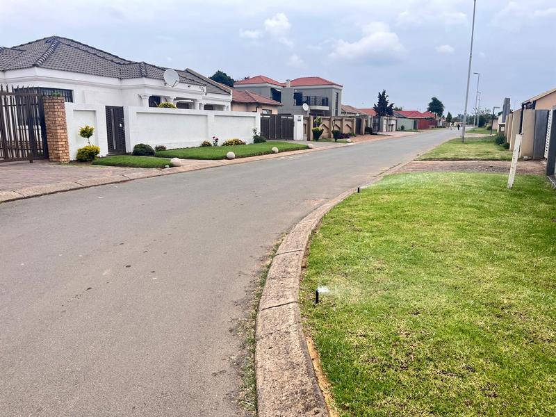 2 Bedroom Property for Sale in Vanderbijlpark CE 4 Gauteng