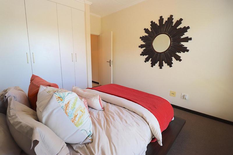 To Let 2 Bedroom Property for Rent in Paulshof Gauteng