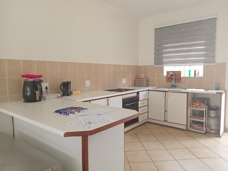 2 Bedroom Property for Sale in Robinpark Gauteng