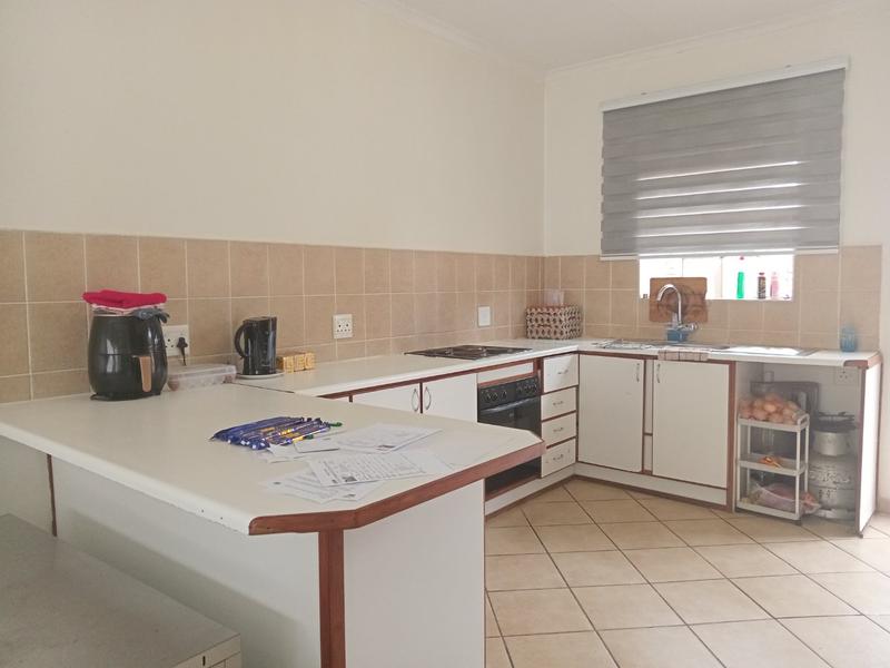 2 Bedroom Property for Sale in Robinpark Gauteng