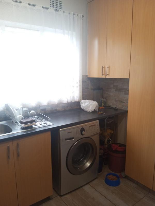 2 Bedroom Property for Sale in East Geduld Gauteng