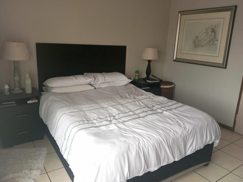 2 Bedroom Property for Sale in East Geduld Gauteng