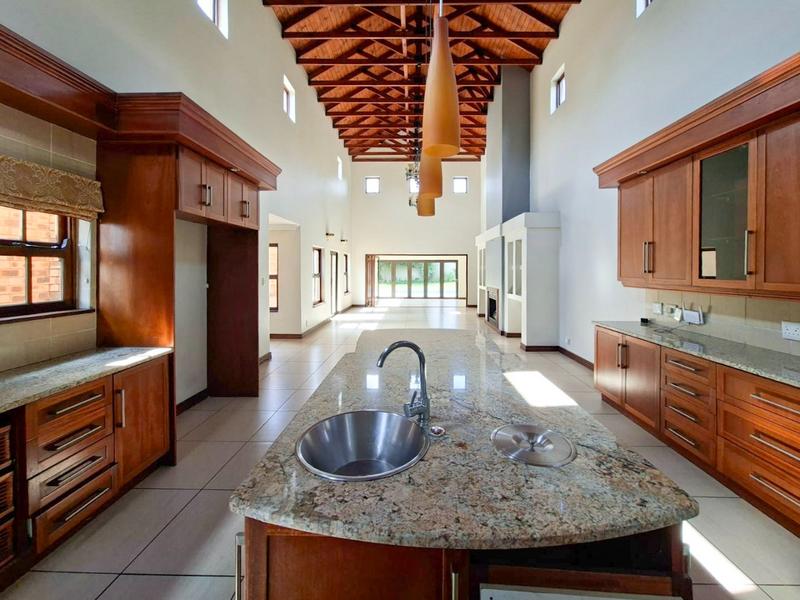 5 Bedroom Property for Sale in Midstream Estate Gauteng