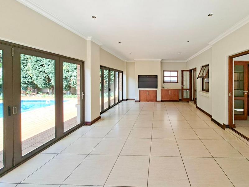 5 Bedroom Property for Sale in Midstream Estate Gauteng