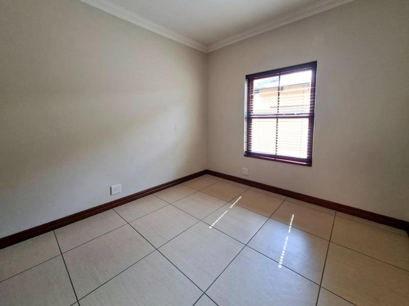 5 Bedroom Property for Sale in Midstream Estate Gauteng