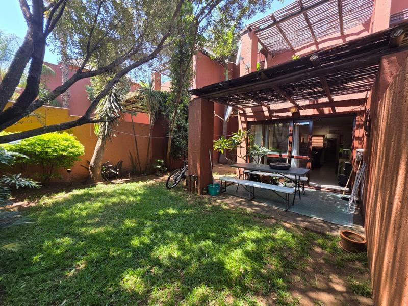 1 Bedroom Property for Sale in Sunninghill Gauteng