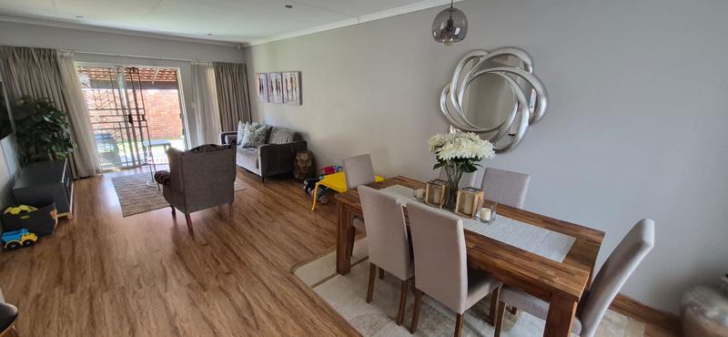 2 Bedroom Property for Sale in Monavoni Gauteng