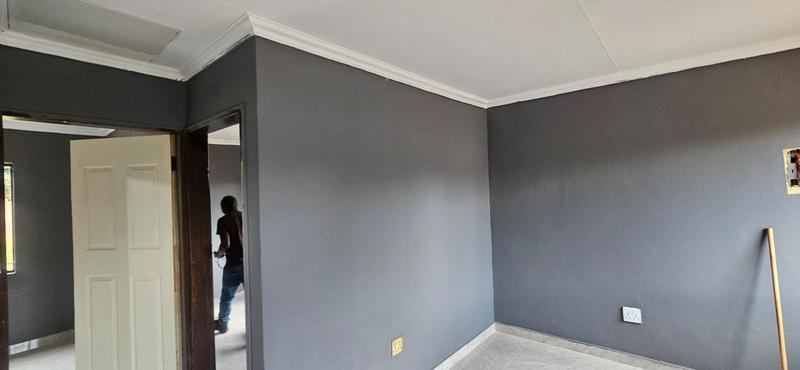 To Let 2 Bedroom Property for Rent in Lotus Gardens Gauteng